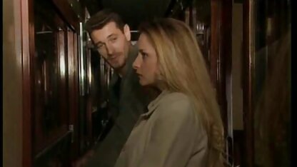 این مرد با استفاده از كانال سكس تلكرام الاغ ، بلوند را گرفته و او را به یک جت مات می رساند