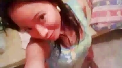 سکس روی میز هنگام ماساژ خاتمه یافت تلگرام کانال سکسی و در دهان نرم جمع شد